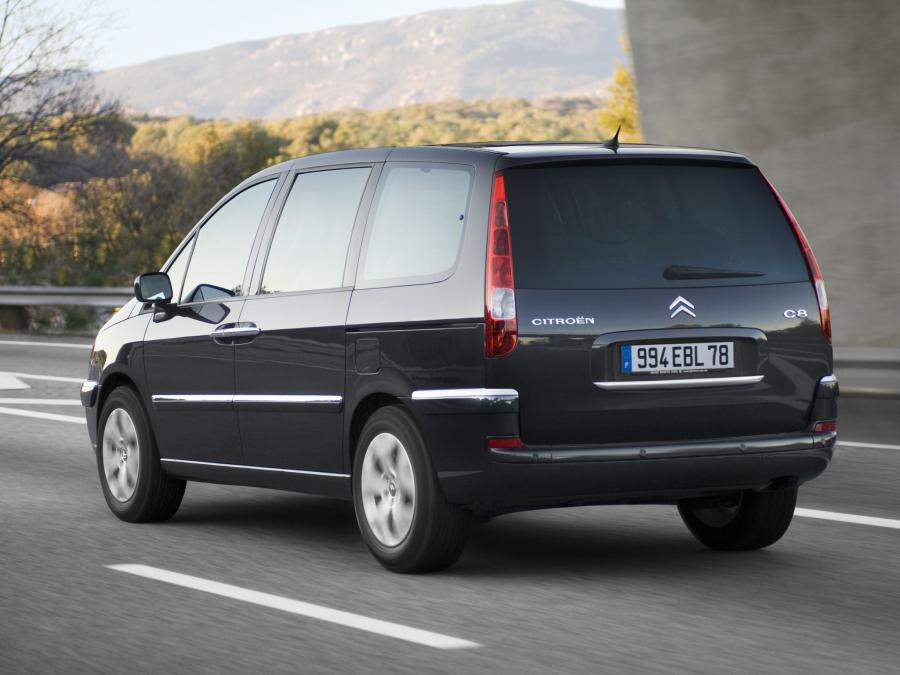  Citroen C8 2008 года  (фото 15 из 16)